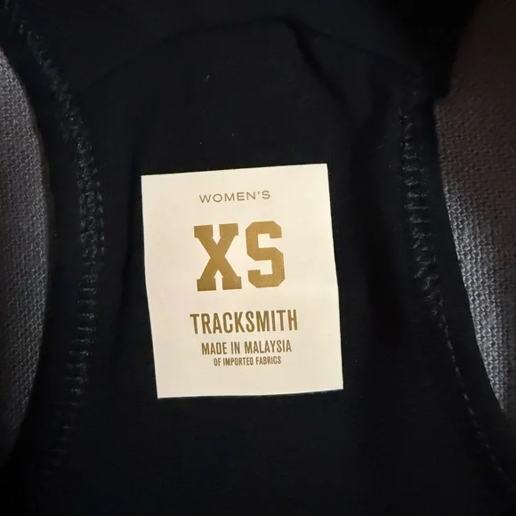 TRACKSMITH Allston Sport Bra with pocket $80 XS - Picture 5 of 5